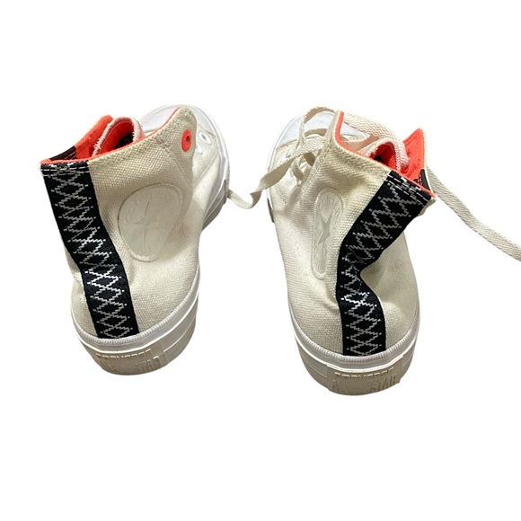 Converse Chuck Taylor II Unisex Sneakers - Picture 2 of 9